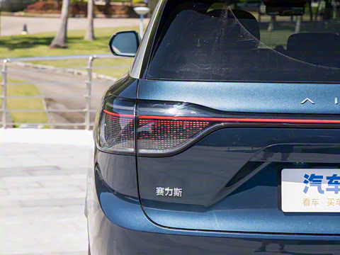 2025�� ���� Ultra�� 52kWh 5����