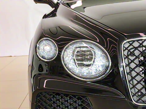 2026�� 4.0T V8 ������