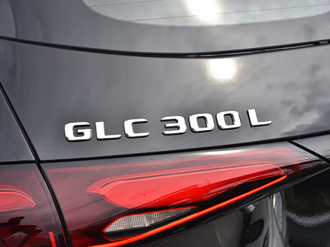 2025�� �Ŀ� GLC 300 L 4MATIC ������ 5��