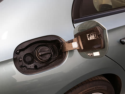 2025�� E 260 �˶���