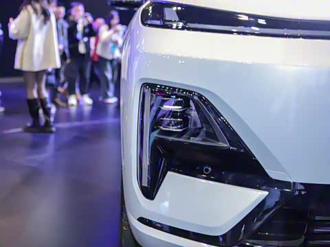 2025�� ����Ultra+ �߶���