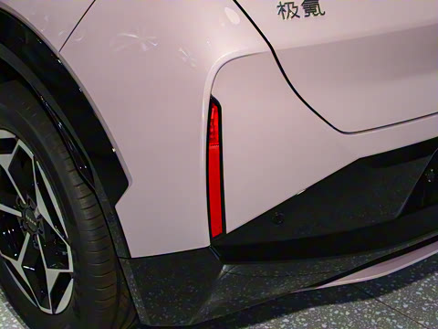 2025�� ����������