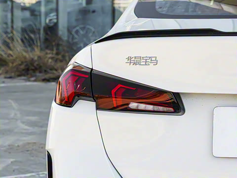 2025�� 225L M�˶���ҹ��װ