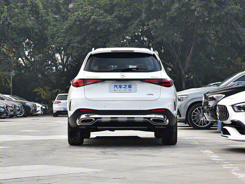 2025�� GLC 300 L 4MATIC ������ 7��