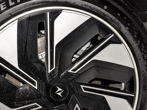 2025�� 210Max���Ȱ� 5��