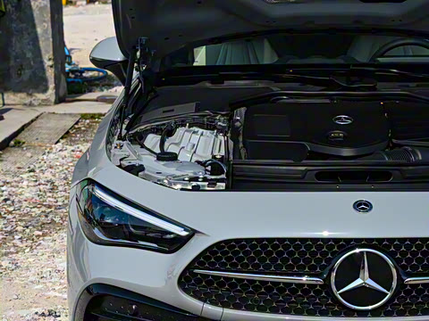 2025�� CLE 260 ���ܳ�