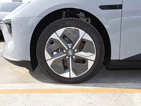 2025�� 620 �������� Plus