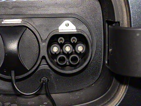 2025�� EV 670KM�����״�������