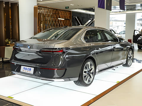 2023�� 740Li ������ ������װ