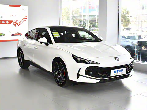 2025�� 2.0T Trophy+ �����˶���