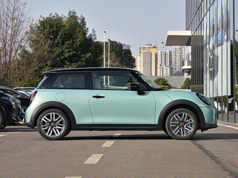 2025�� 1.5T COOPER ������