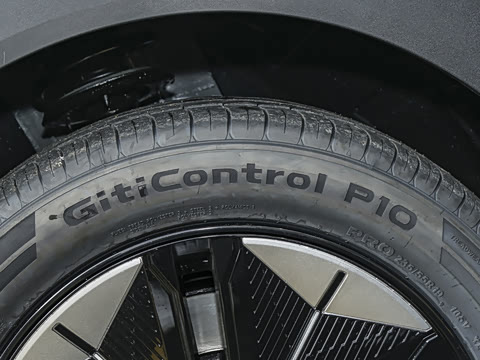 2025�� 520Max ��ΪǬ���Ǽ�ADS SE�����