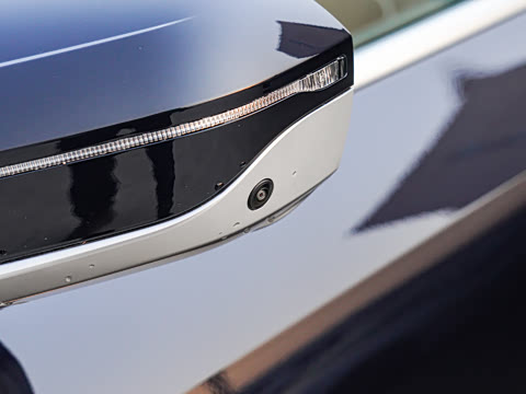 2025�� xDrive30L ������ M�˶���װ