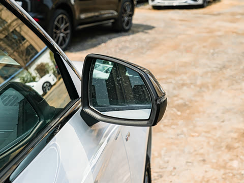 2025�� 45�����ذ� 40 TFSI ����������