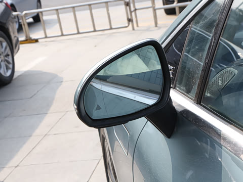 2025�� 500 4MATIC ������