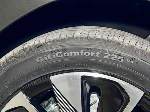 2025�� EV �Ǽݰ� 605km �콢��