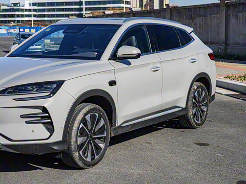 2025�� EV �Ǽݰ� 605km �콢��