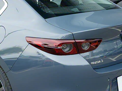 2025�� 2.0L �Զ������