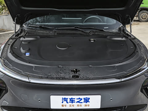 2025�� ��������� 710�콢��