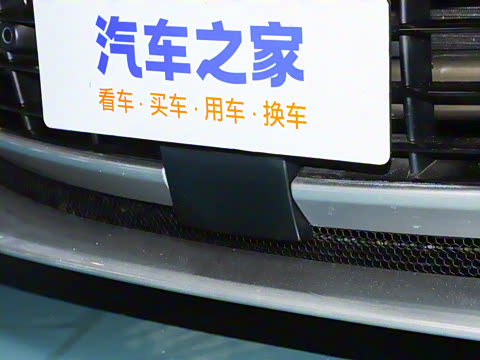 2025�� 4.0T V8 Coupe