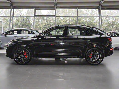 2025�� quattro 45�����ذ� 40 TFSI ������