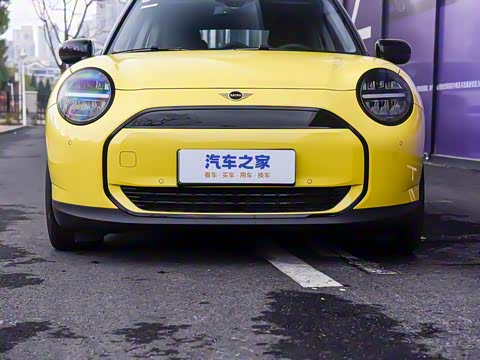 2025�� 456km COOPER E ������