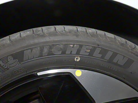 2025�� �����������Ǽݰ� 100kWh