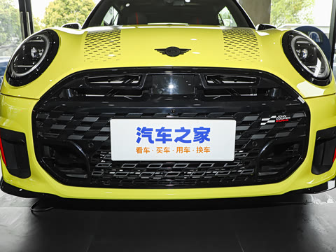 2025�� JOHN COOPER WORKS CABRIO