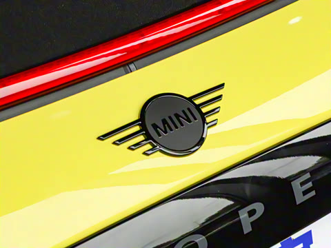 2025�� JOHN COOPER WORKS CABRIO