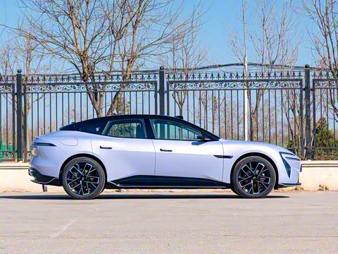 2025�� Max���̰�