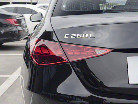 2025�� �Ŀ� C 260 L