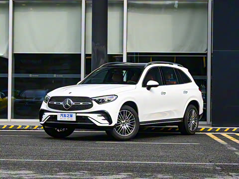 2025�� �Ŀ� GLC 300 L 4MATIC ������ 7��