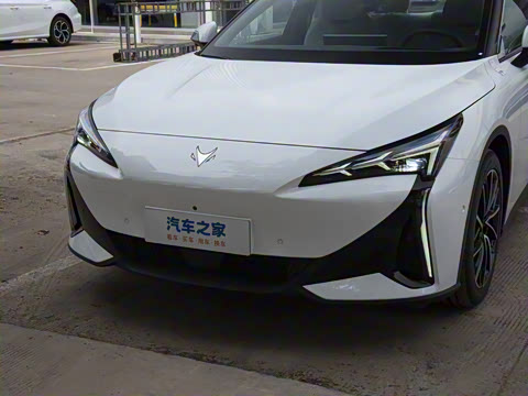 2025�� 560MAX 185kW