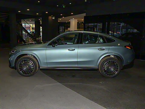 2025�� GLC 300 4MATIC ����SUV