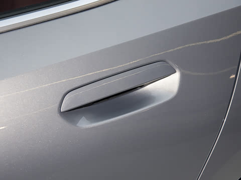 2025�� 530Li ������ M�˶���װ