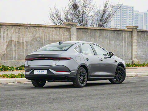 2025�� EV �Ǽݰ� 510KM������