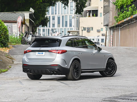 2025�� AMG GLC 43 4MATIC