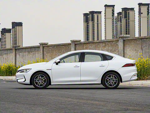 2025�� EV 510KM ���а�