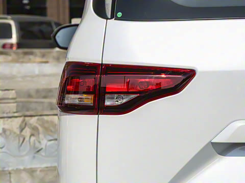 2025�� 1.6L �ֶ���������� 7��