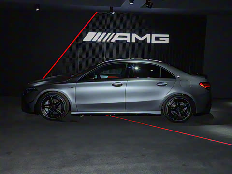 2025�� AMG A 35 L 4MATIC