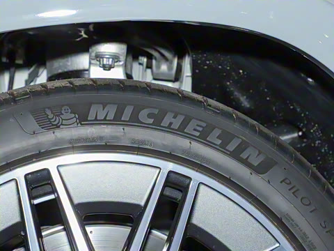 2025�� AMG GLE 53 4MATIC+