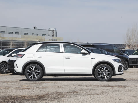 2025�� 300TSI DSG���������