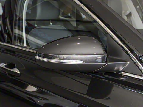 2025�� �Ŀ�� 300TSI DSG׿Խ��