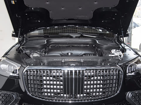 2025�� GLS 480 4MATIC