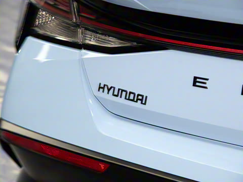 2023�� 2.0T Sport Package Edition