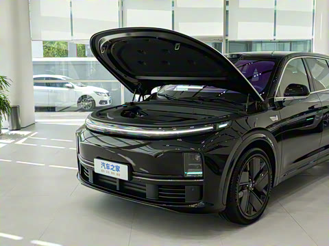 2025�� Max ���ܻ��°�