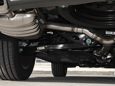 2025�� 2.0T ��������� 7��