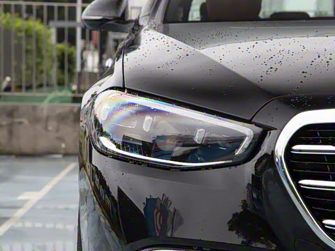 2025�� S 400 L ������