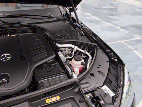 2025�� S 400 L ������