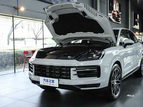 2025�� Cayenne 3.0T